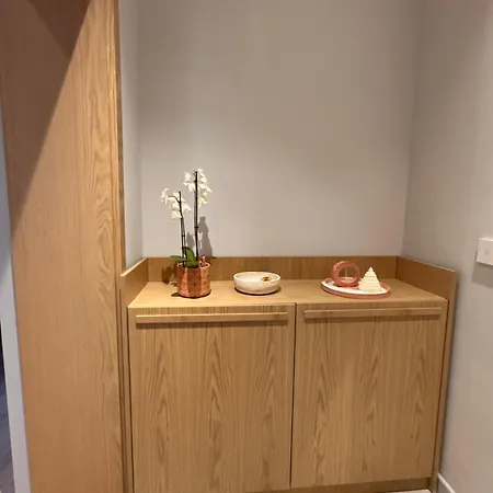 Apartment Chic With Pazari I Ri View