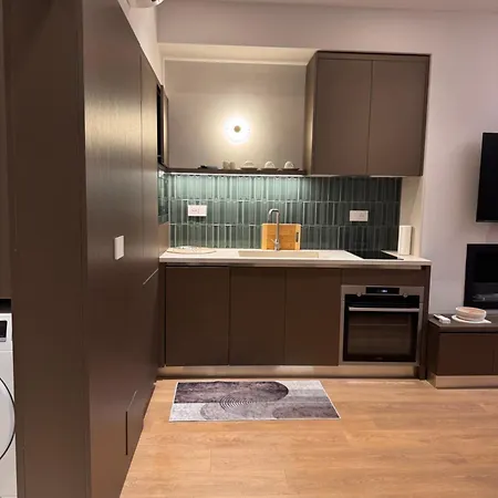 Apartment Chic With Pazari I Ri View *
