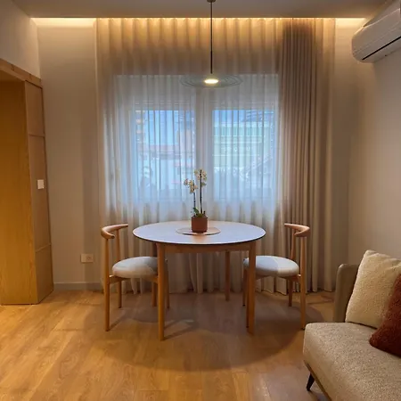 Chic With New Bazaar View