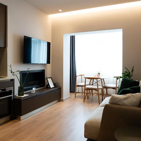 Chic With New Bazaar View *