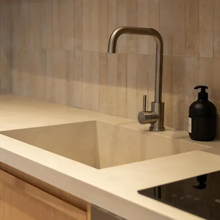 Chic With New Bazaar View