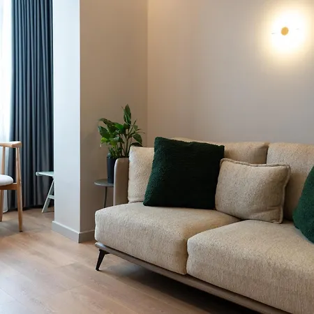 Chic With New Bazaar View Apartment *