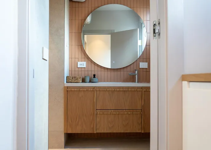 דירה Chic With New Bazaar View טיראנה